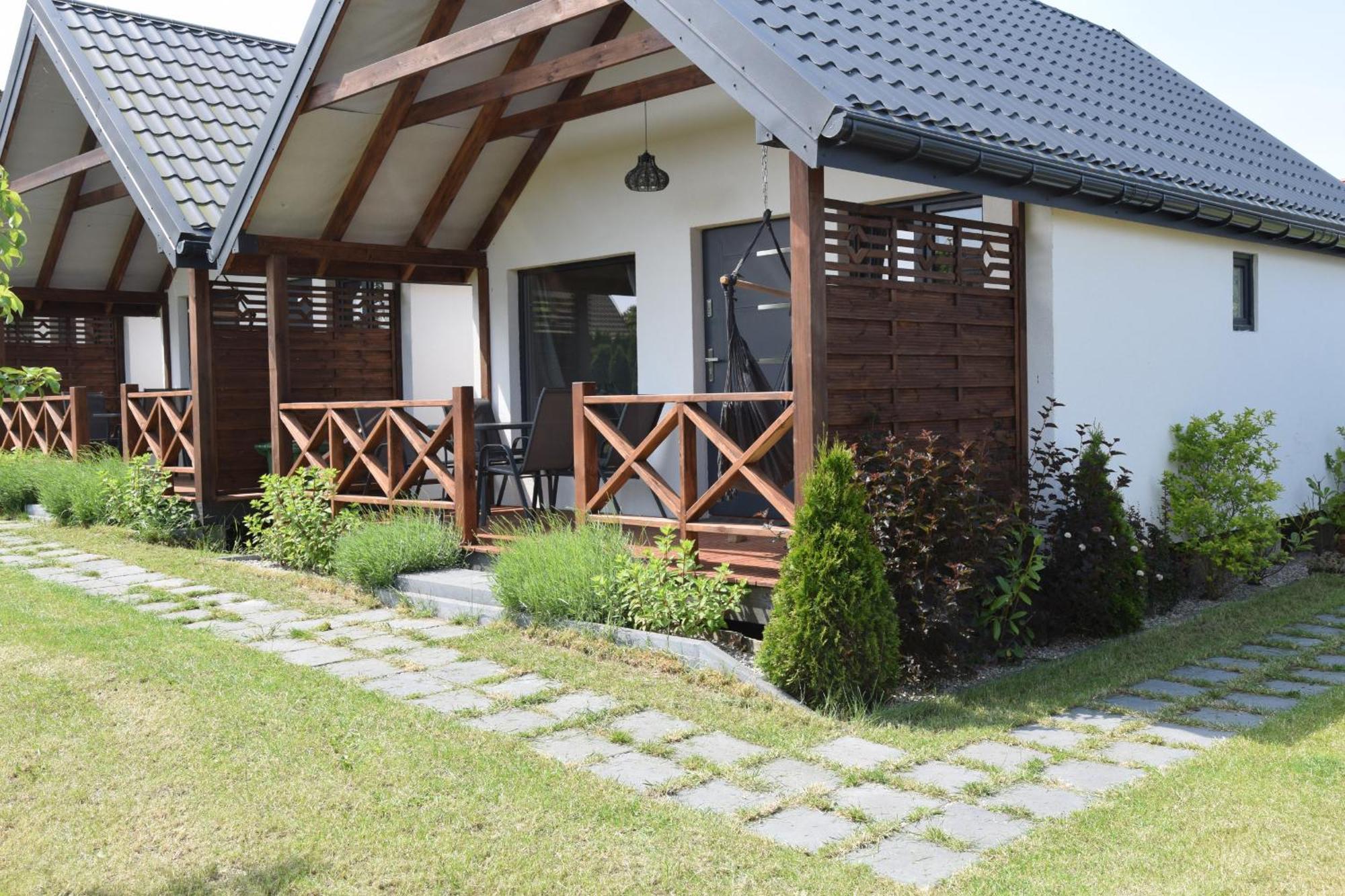Zefir Domki Nad Morzem I Jeziorem Villa Jezierzany Exteriör bild